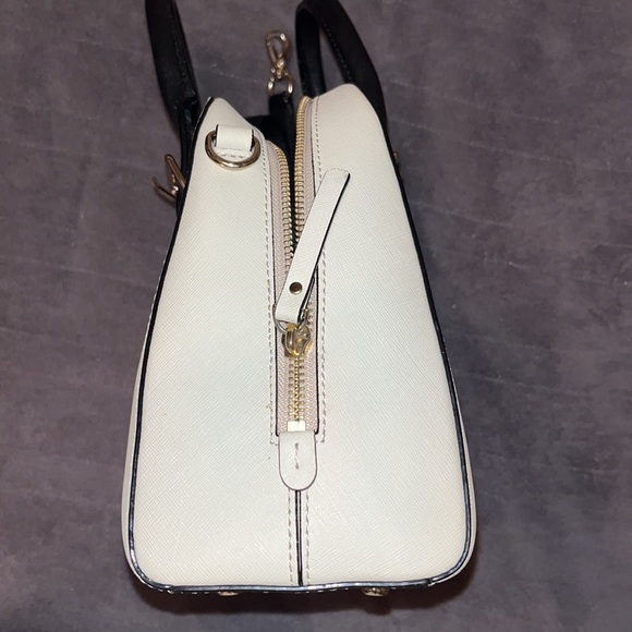 Kate Spade Purse - Picture 6 of 7